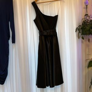 One shoulder satin dress with belt